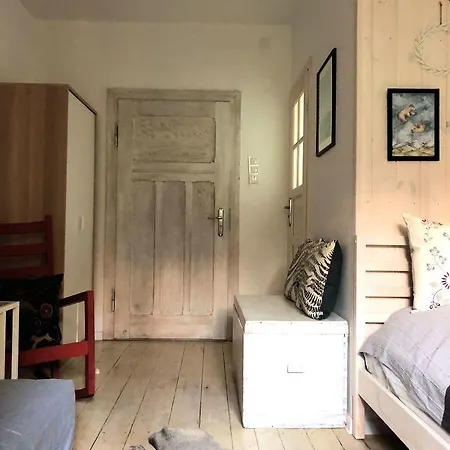 Nocleg ze śniadaniem Gościnne Parkowa 2 *
