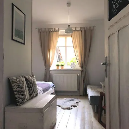 Goscinne Parkowa 2 ベッド・アンド・ブレックファスト